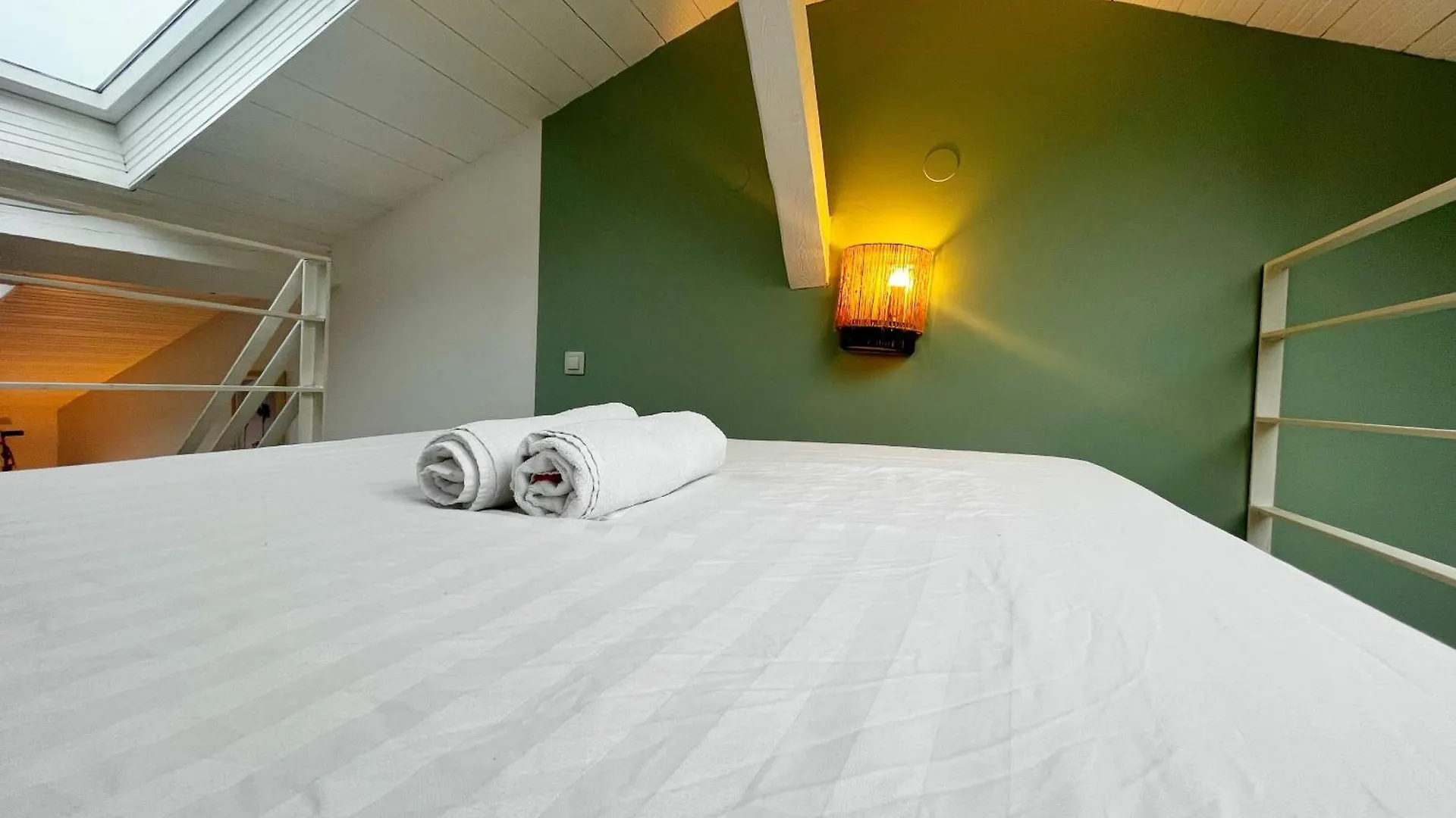 Apartment Suite Palmsprings Villeurbanne