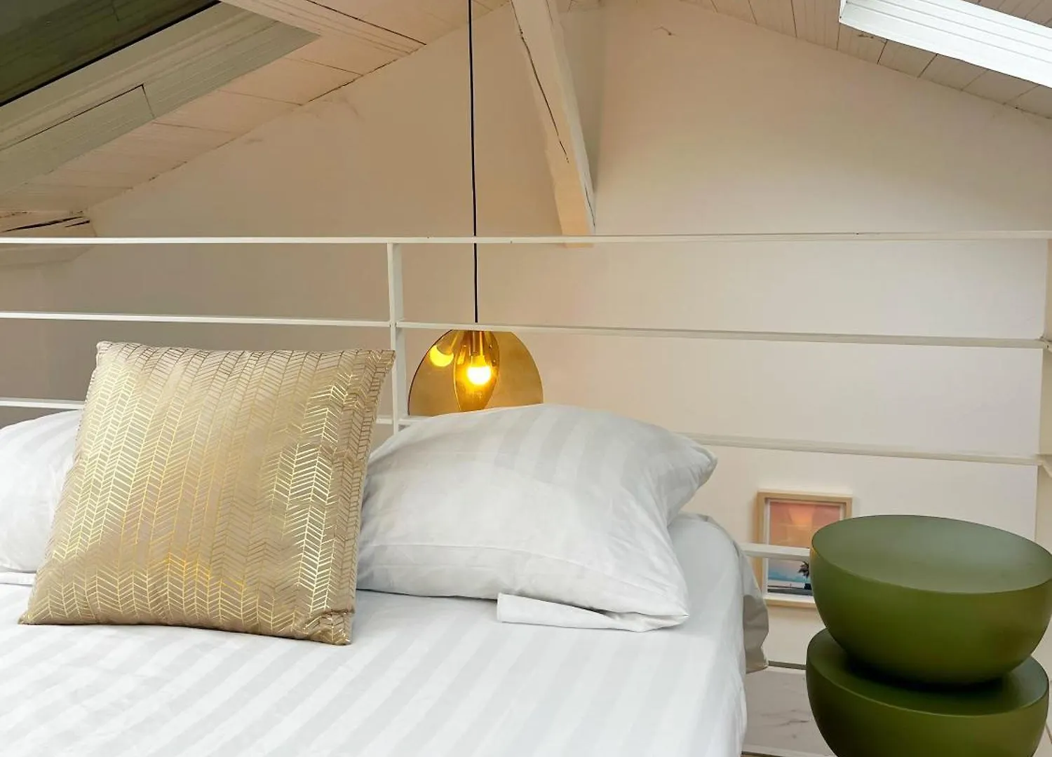 Suite Palmsprings Villeurbanne 0*,