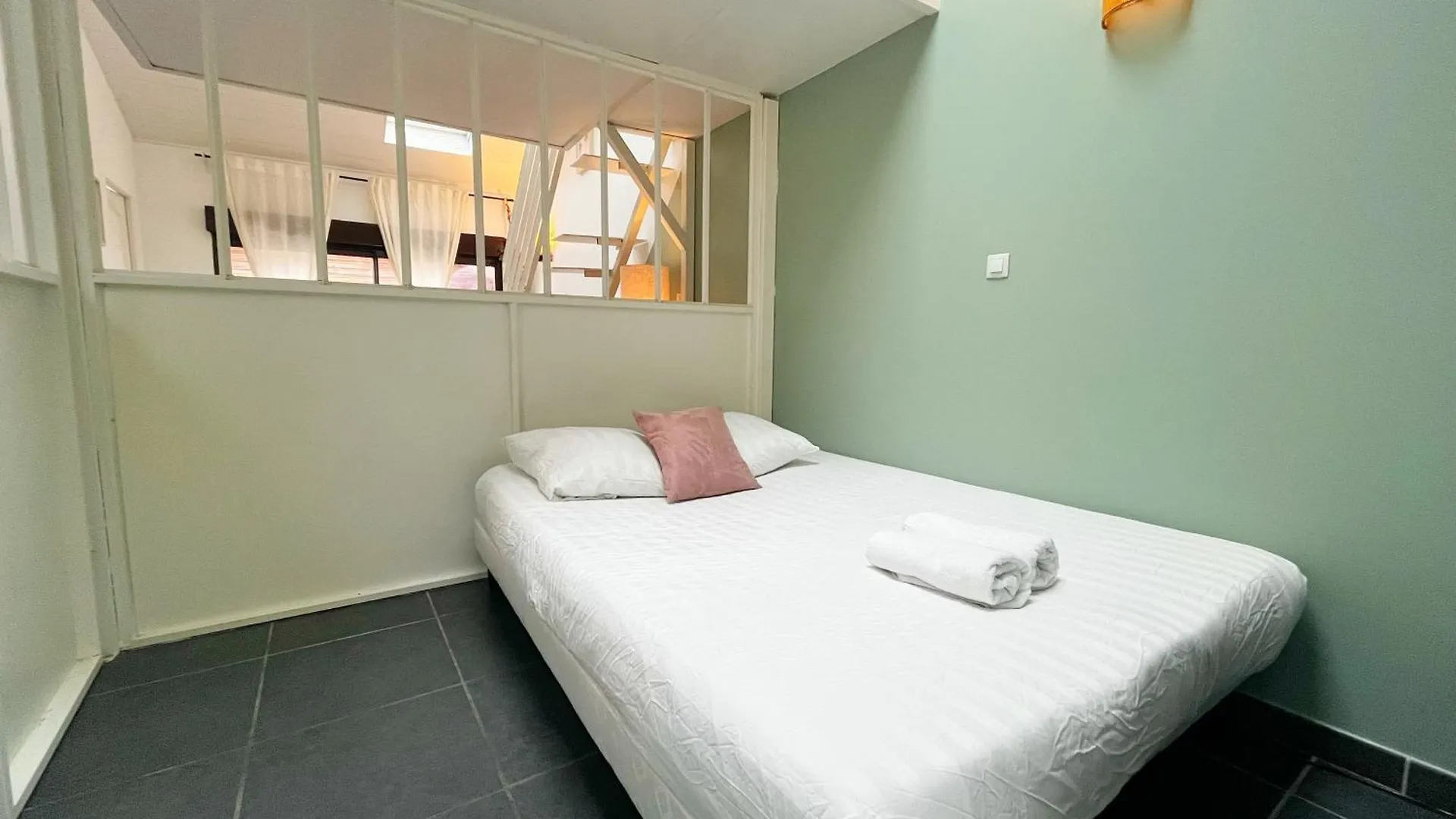 Suite Palmsprings Villeurbanne